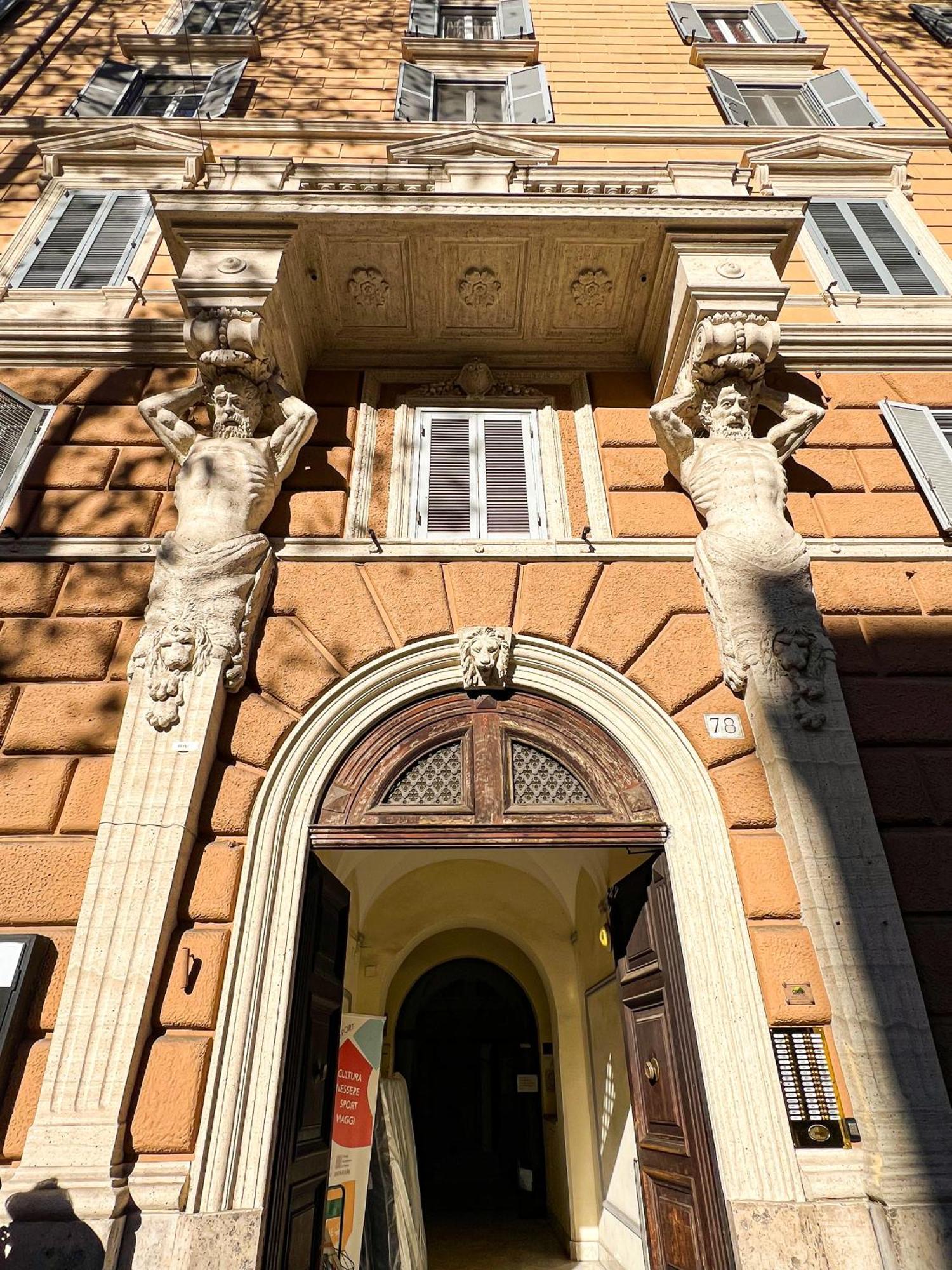 Ottaviano Design At The Vatican Apartment Rom